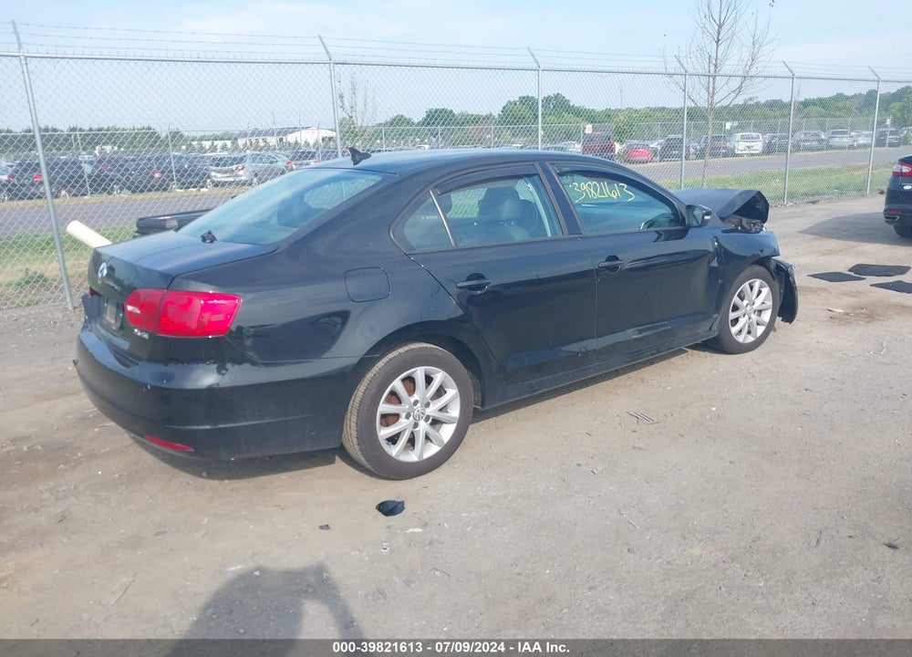 2012 VOLKSWAGEN JETTA 2.5L SE VIN: 3VWBP7AJ1CM312122