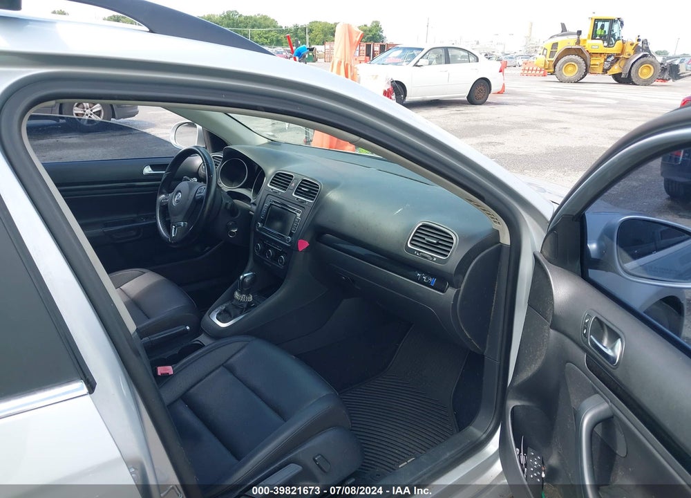 2012 VOLKSWAGEN JETTA SPORTWAGEN 2.0L TDI VIN: 3VWPL7AJXCM686083