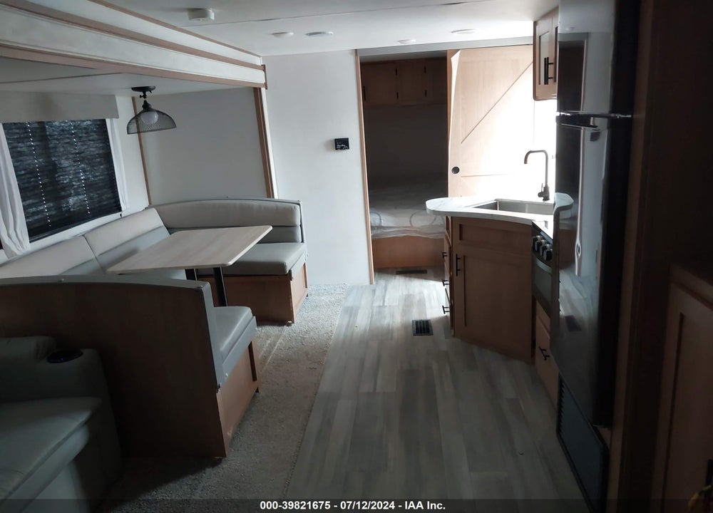 2022 AVENGER 27D VIN: 5ZT2AVSB1NB934650