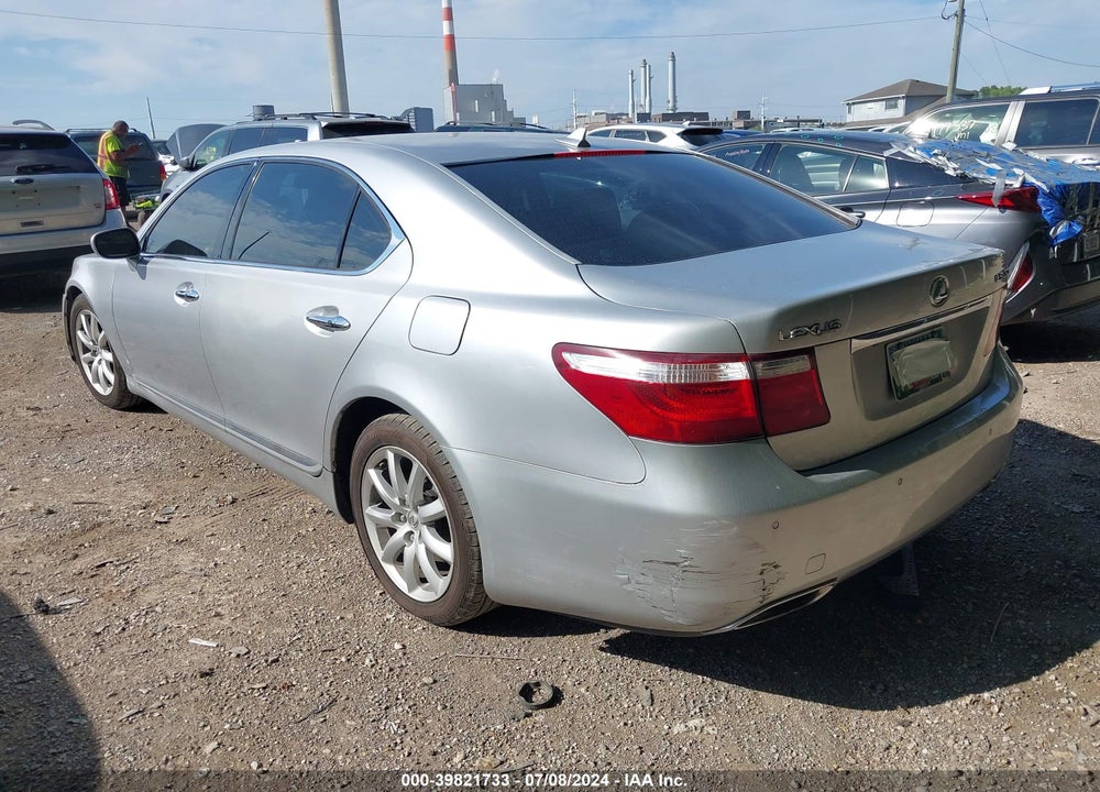 2007 LEXUS LS 460 L VIN: JTHGL46F575018594