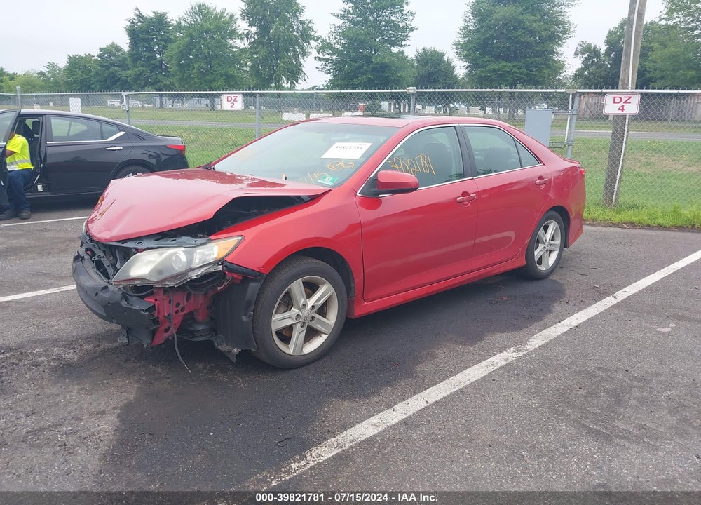 2014 TOYOTA CAMRY SE VIN: 4T1BF1FK9EU771865