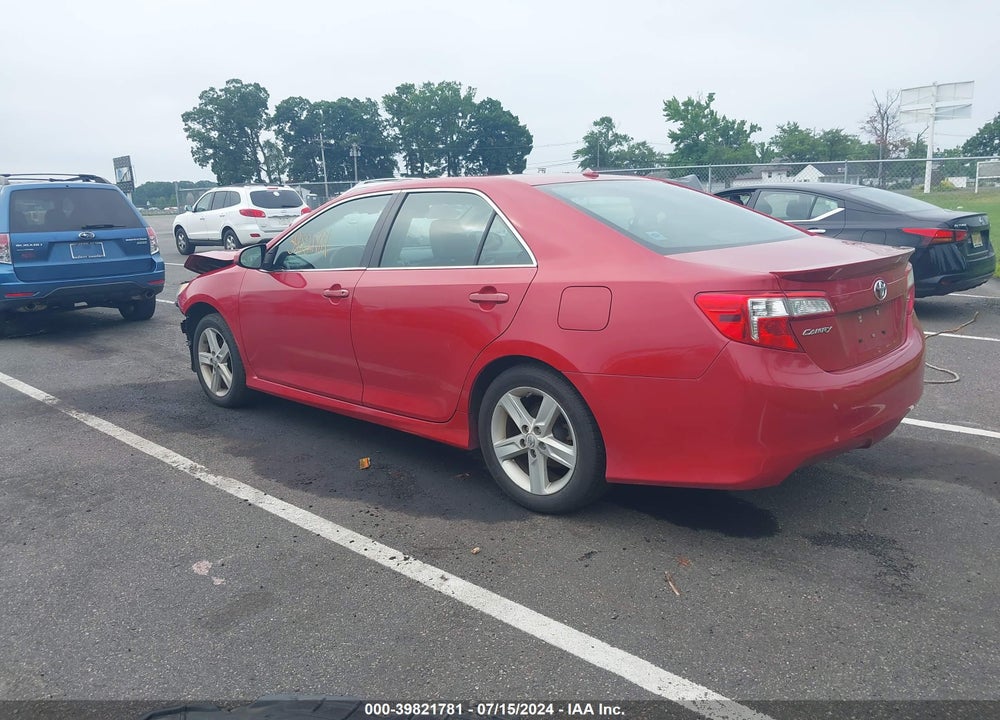 2014 TOYOTA CAMRY SE VIN: 4T1BF1FK9EU771865