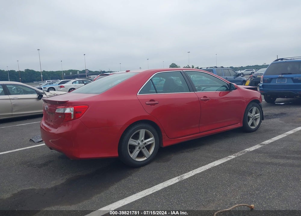 2014 TOYOTA CAMRY SE VIN: 4T1BF1FK9EU771865