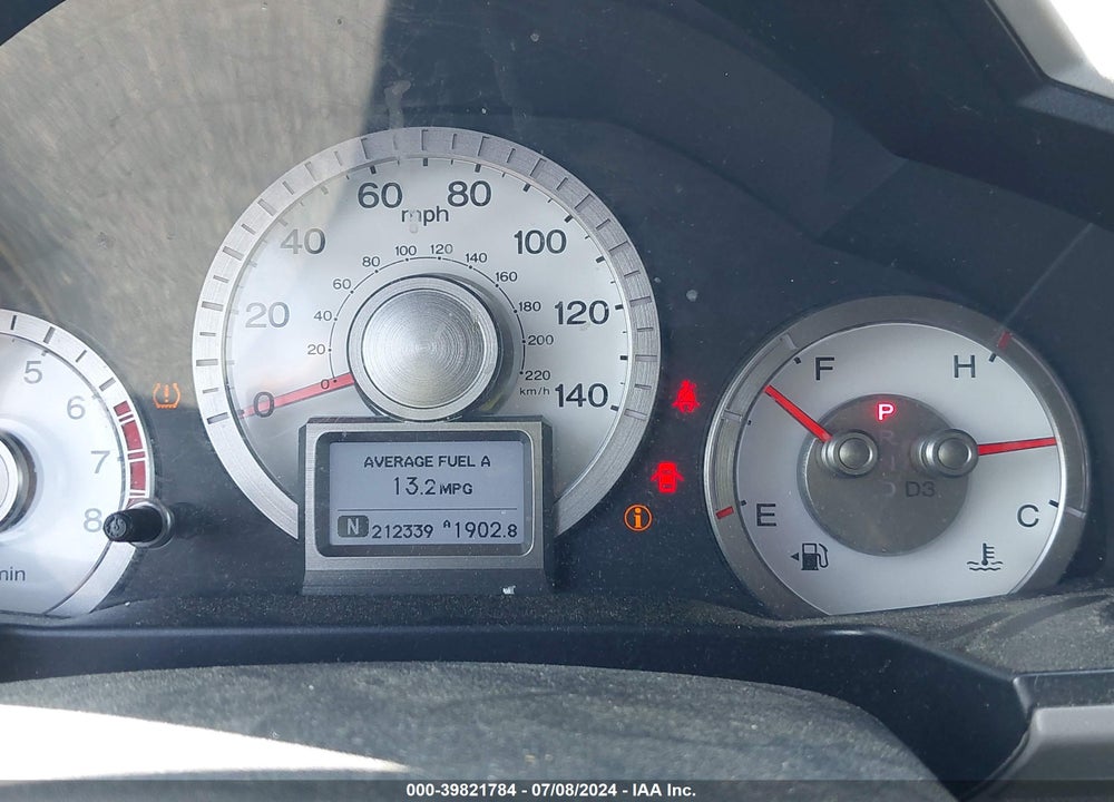 2011 HONDA PILOT TOURING VIN: 5FNYF4H91BB077394