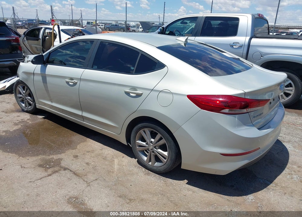 2017 HYUNDAI ELANTRA SE VIN: KMHD84LF4HU402606