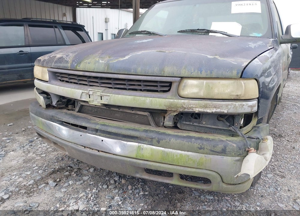 2001 CHEVROLET SILVERADO 1500 LS VIN: 2GCEC19V111252377