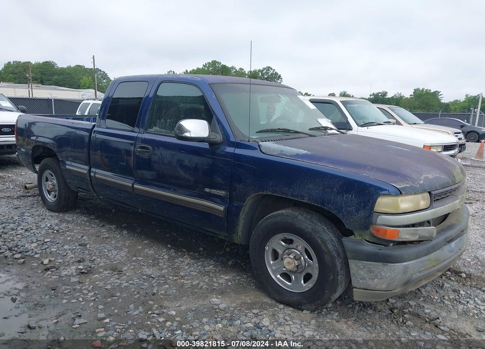 2001 CHEVROLET SILVERADO 1500 LS VIN: 2GCEC19V111252377