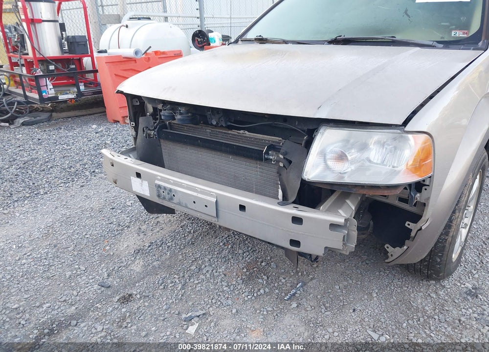 2005 FORD FREESTYLE SEL VIN: 1FMDK05195GA08623