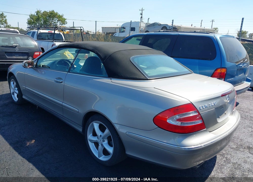 2005 MERCEDES-BENZ CLK 320 VIN: WDBTK65J25F144826