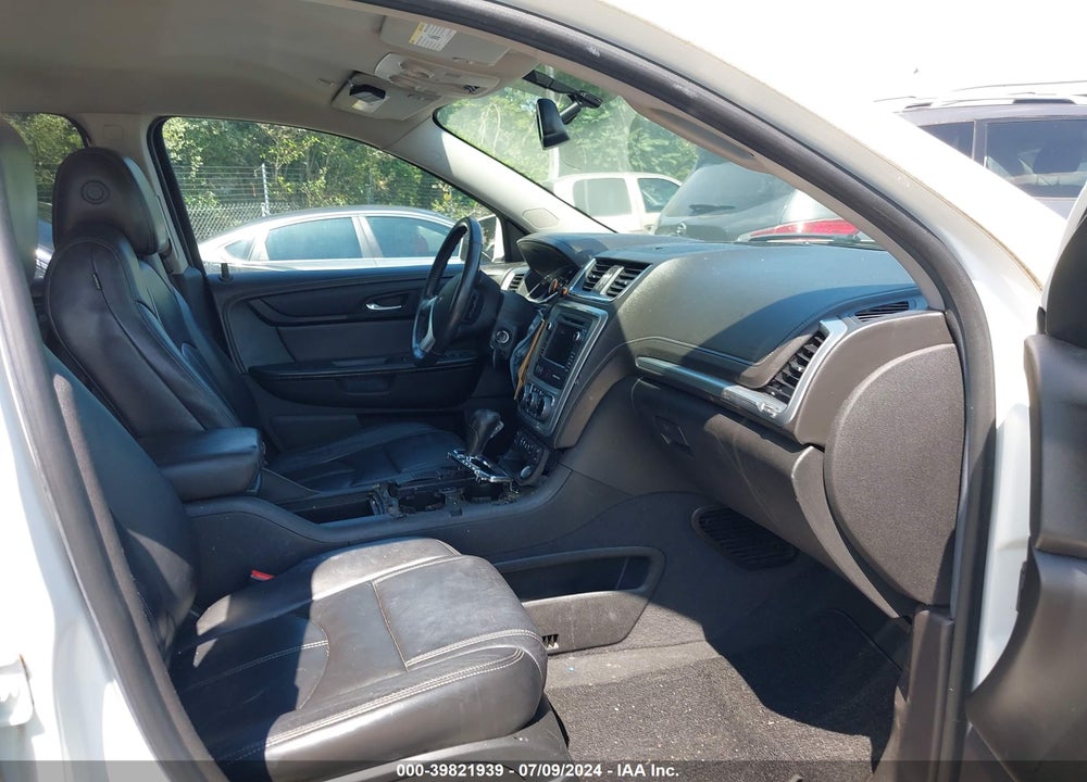 2013 GMC ACADIA VIN: 1GKKVRKD2DJ261858