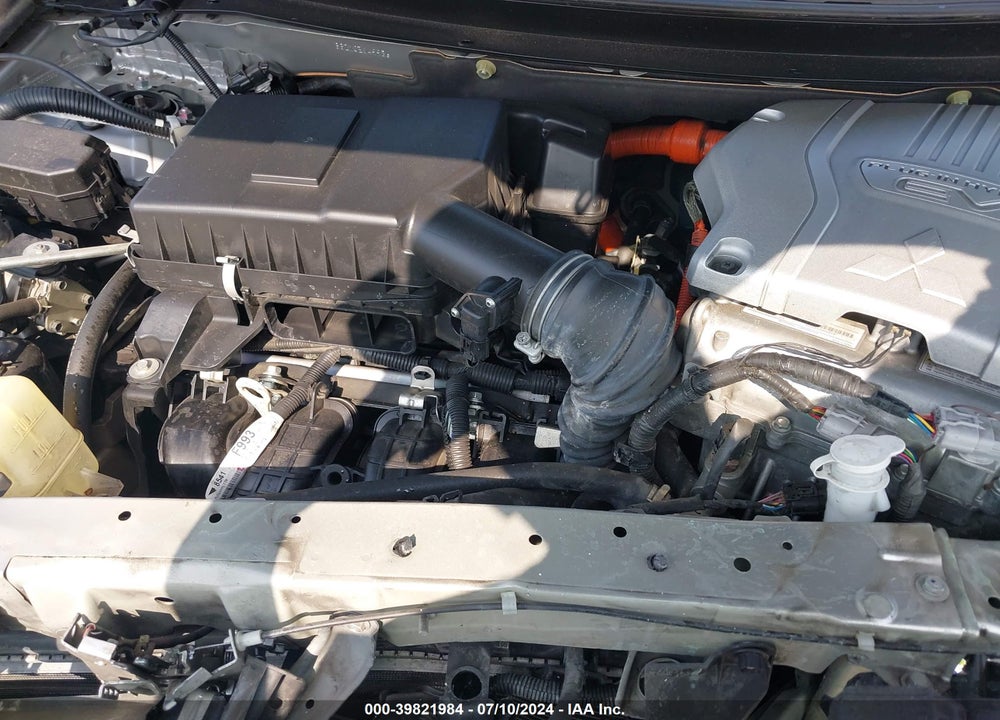 2018 MITSUBISHI OUTLANDER PHEV SEL VIN: JA4J24A58JZ049986