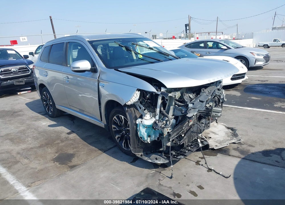 2018 MITSUBISHI OUTLANDER PHEV SEL VIN: JA4J24A58JZ049986