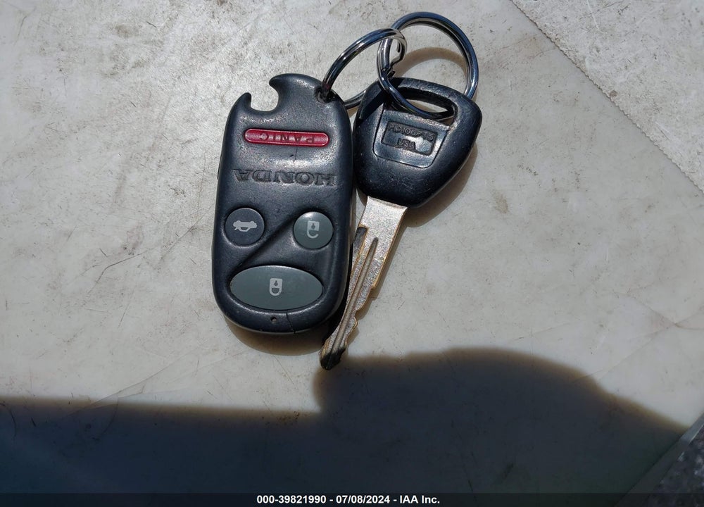 2001 HONDA ACCORD 2.3 EX VIN: JHMCG66061C026264