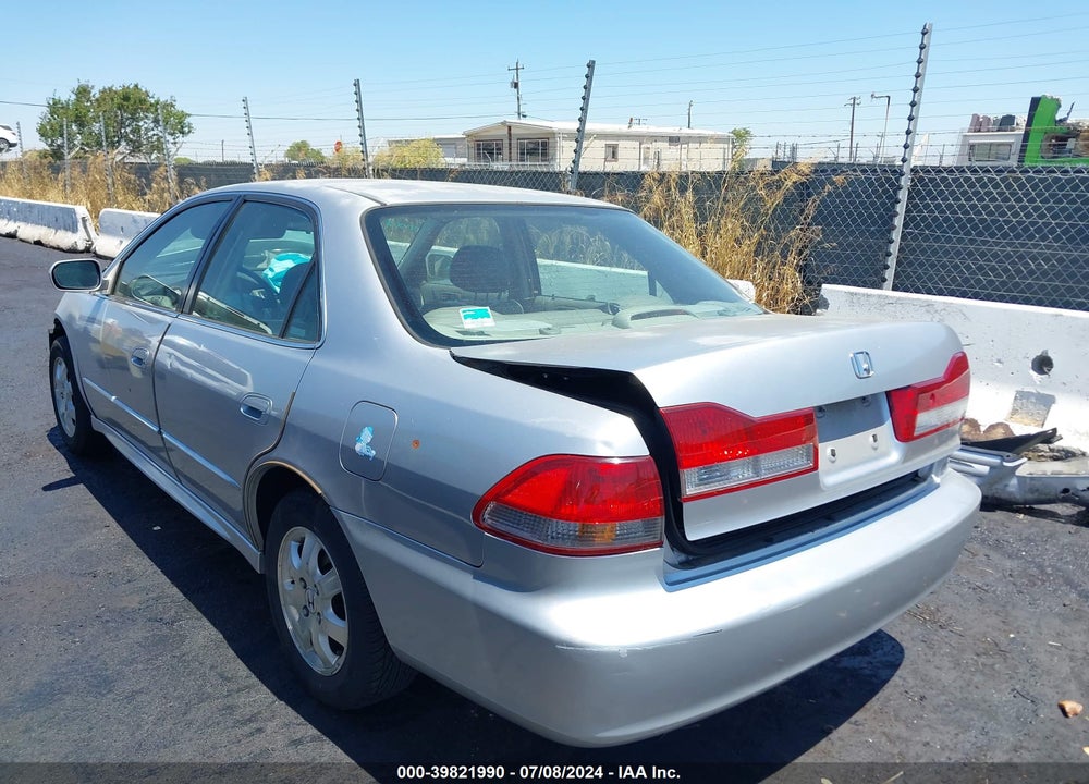 2001 HONDA ACCORD 2.3 EX VIN: JHMCG66061C026264