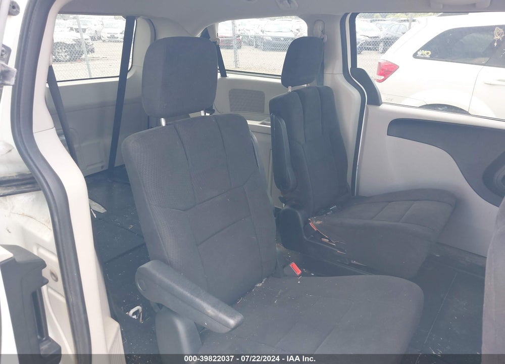 2011 DODGE GRAND CARAVAN EXPRESS VIN: 2D4RN4DG8BR710167