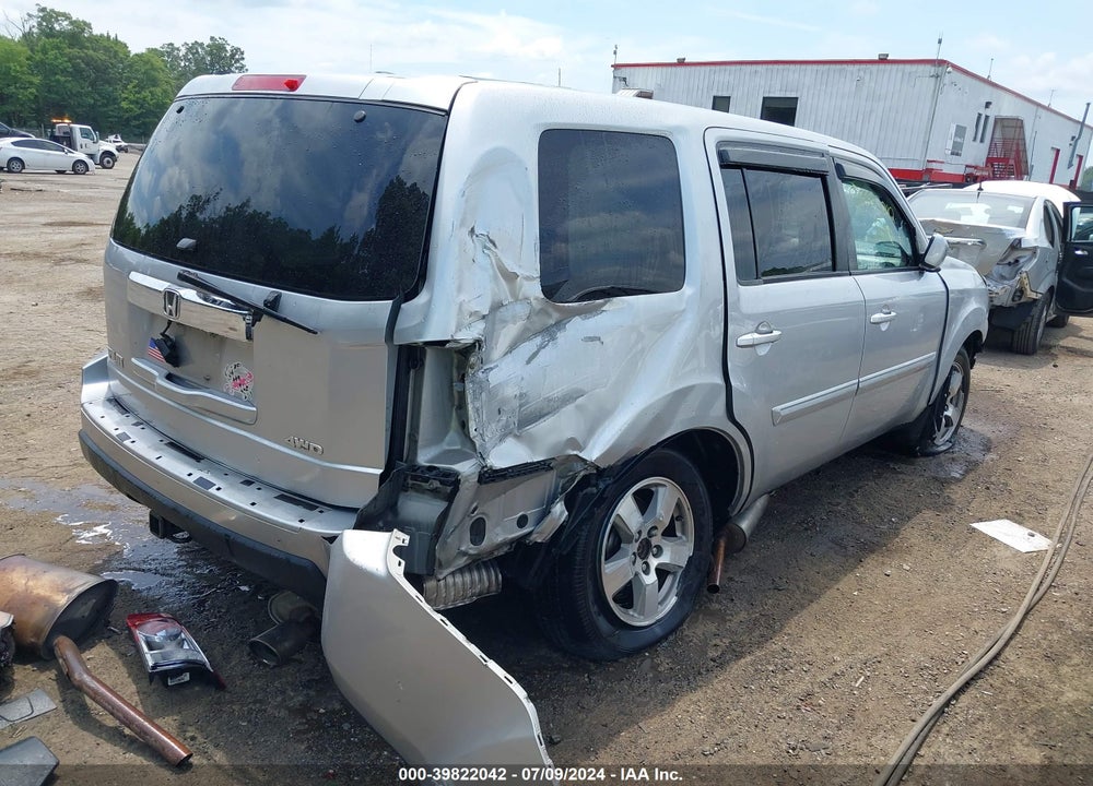 2011 HONDA PILOT EX-L VIN: 5FNYF4H54BB024752