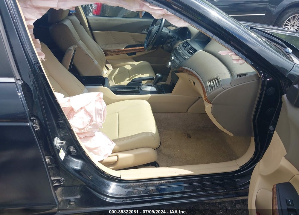 2009 HONDA ACCORD 2.4 EX-L VIN: 1HGCP268X9A150952
