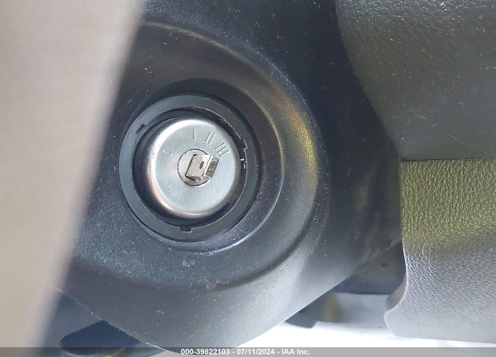 2014 FORD FOCUS SE VIN: 1FADP3F27EL277165