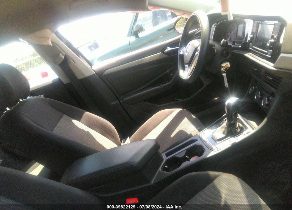 2019 VOLKSWAGEN JETTA 1.4T R-LINE/1.4T S/1.4T SE VIN: 3VWC57BU8KM179084
