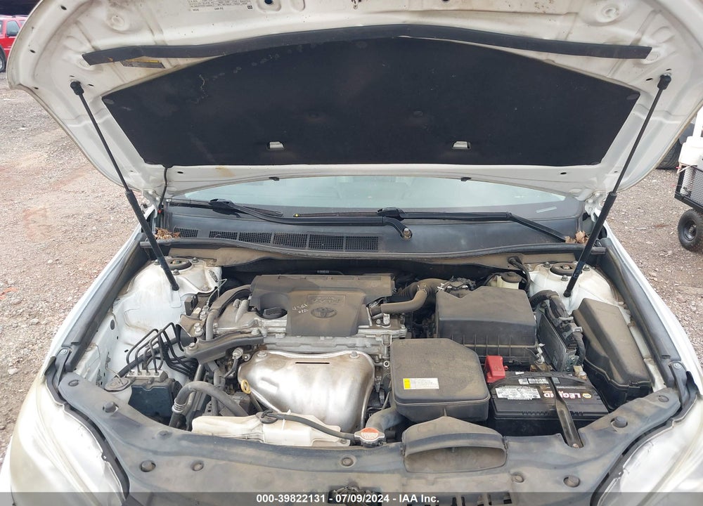 2016 TOYOTA CAMRY SE VIN: 4T1BF1FK5GU571830
