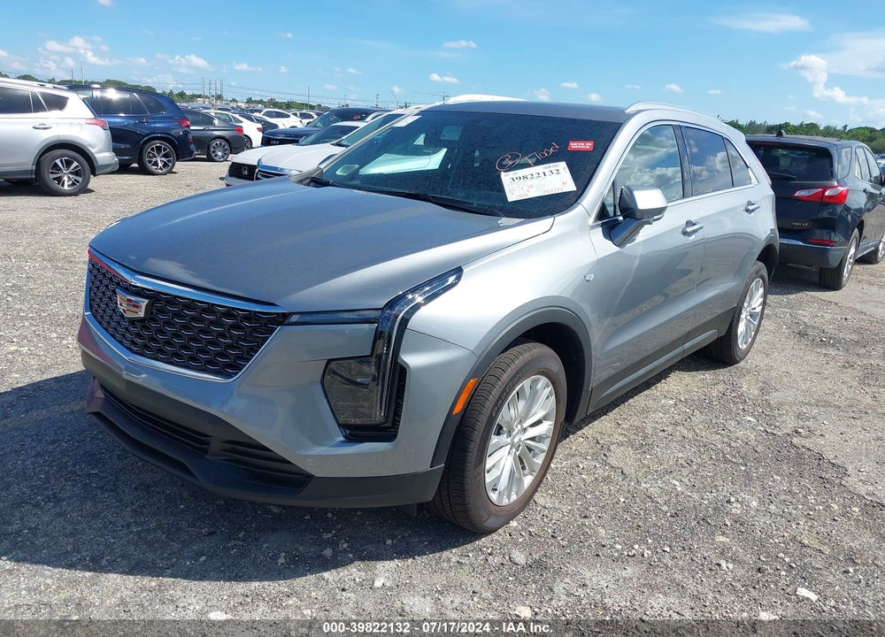 2024 CADILLAC XT4 FWD LUXURY VIN: 1GYAZAR46RF170986