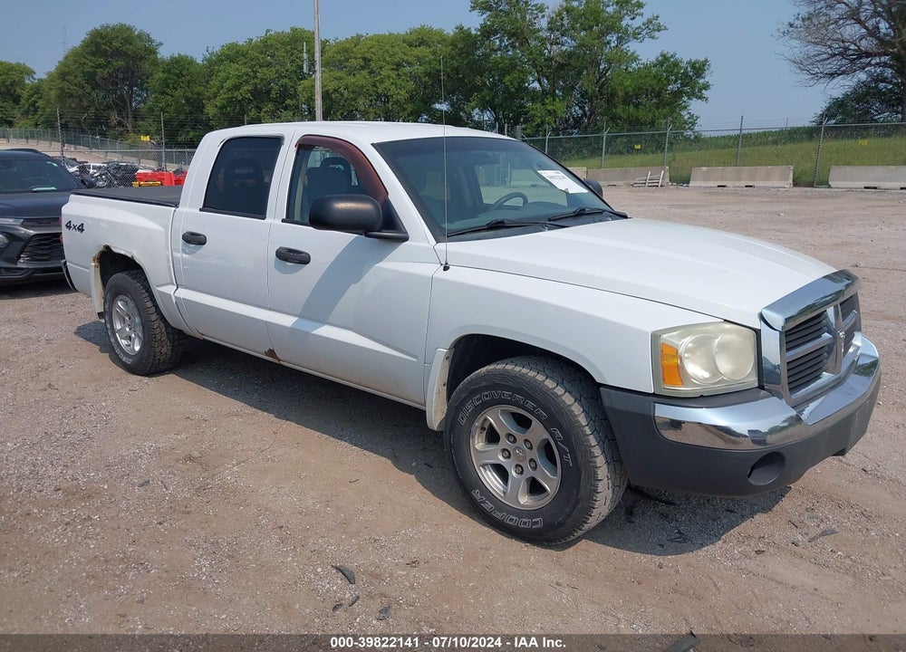 2005 DODGE DAKOTA SLT VIN: 1D7HW48N05S252826