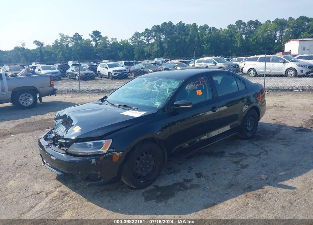 2014 VOLKSWAGEN JETTA 1.8T SE VIN: 3VWD17AJ9EM372355
