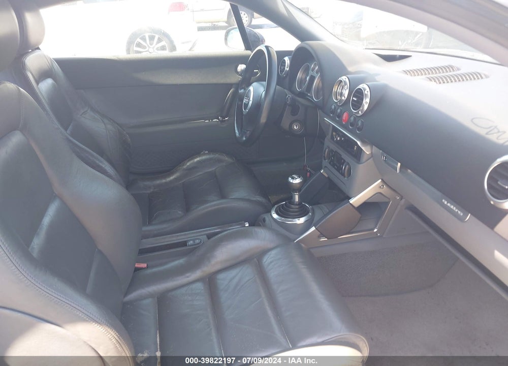 2001 AUDI TT VIN: TRUWT28N311026848