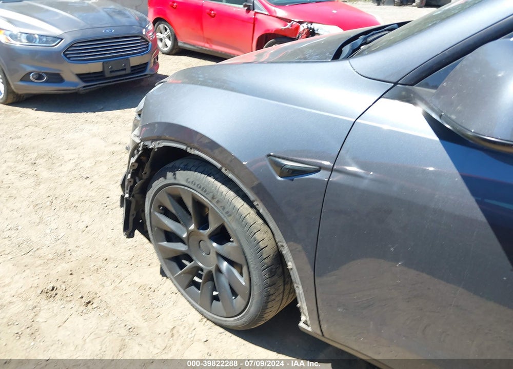 2020 TESLA MODEL Y LONG RANGE DUAL MOTOR ALL-WHEEL DRIVE VIN: 5YJYGDEEXLF033328