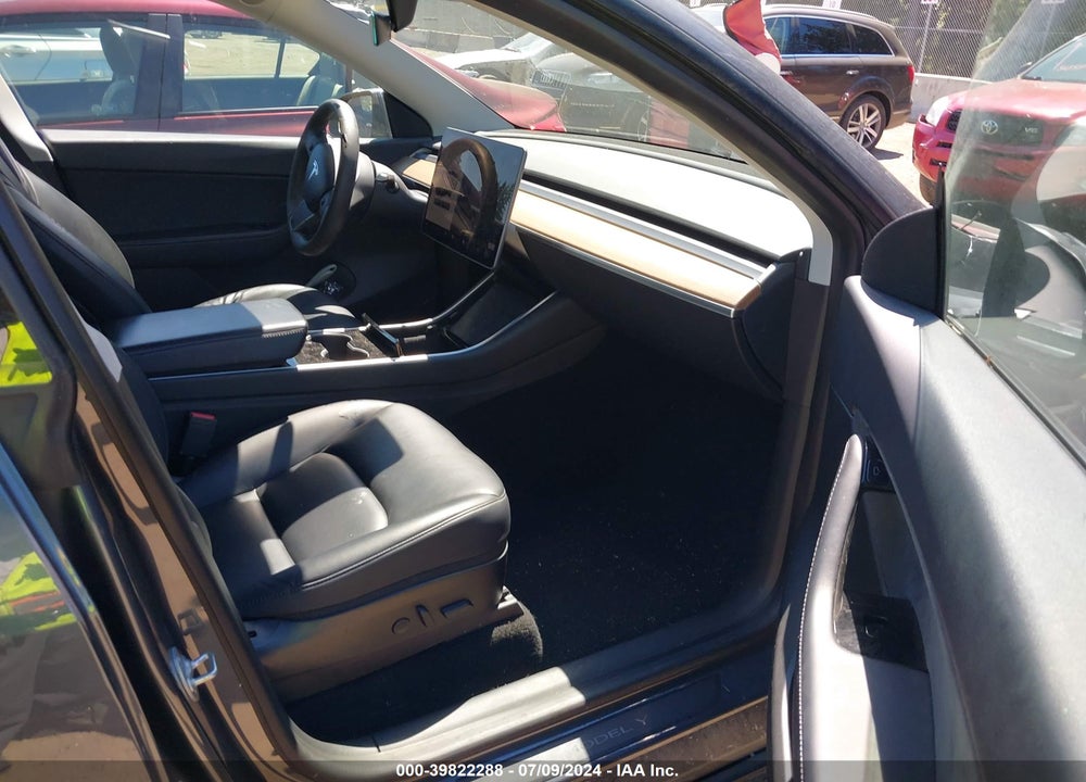 2020 TESLA MODEL Y LONG RANGE DUAL MOTOR ALL-WHEEL DRIVE VIN: 5YJYGDEEXLF033328