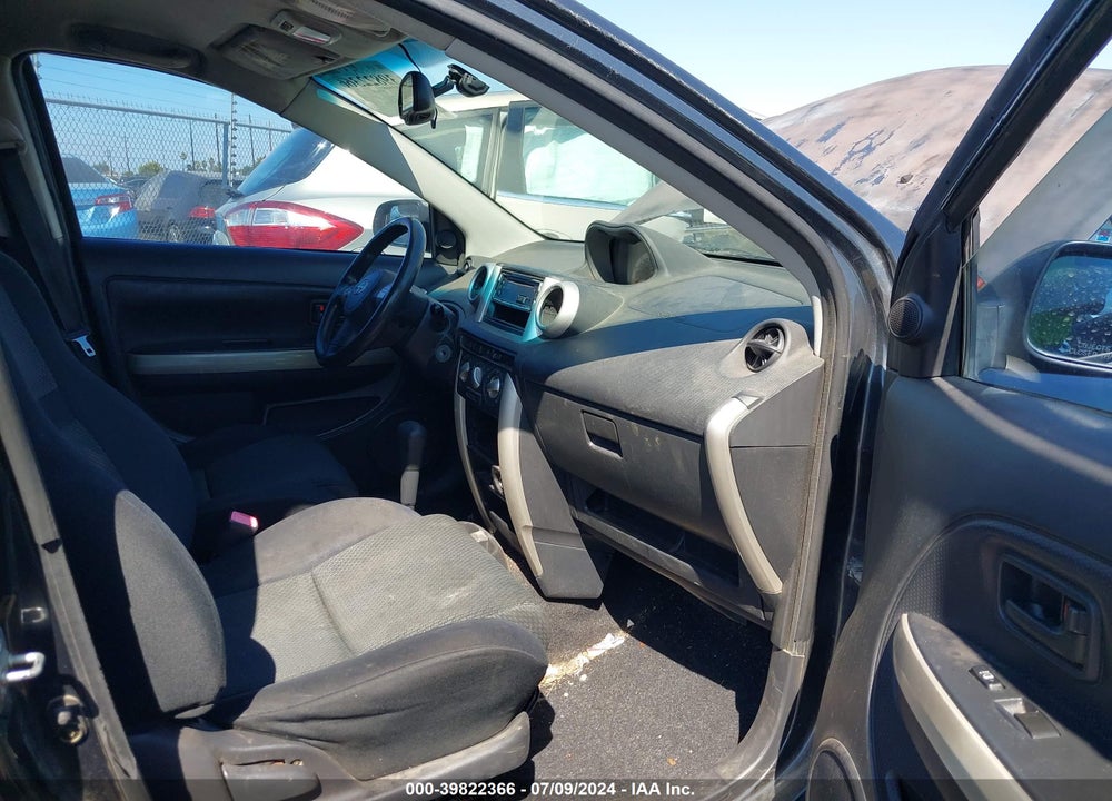 2006 SCION XA VIN: JTKKT624460130450