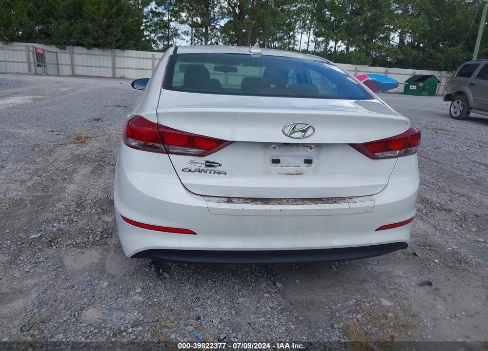 2018 HYUNDAI ELANTRA SEL VIN: 5NPD84LFXJH225371