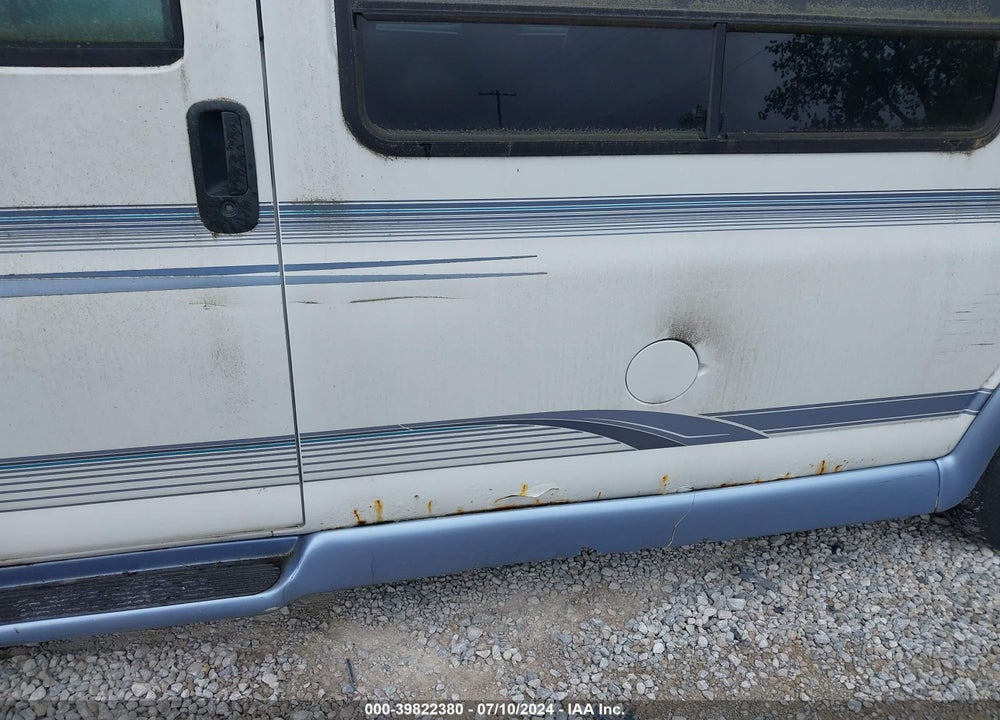 2000 GMC SAVANA RV VIN: 1GDFG15W6Y1104969