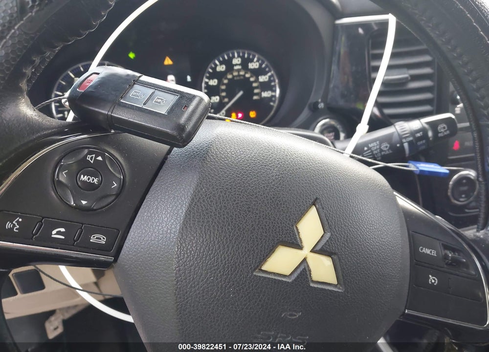 2017 MITSUBISHI OUTLANDER SE VIN: JA4AD3A39HZ068558