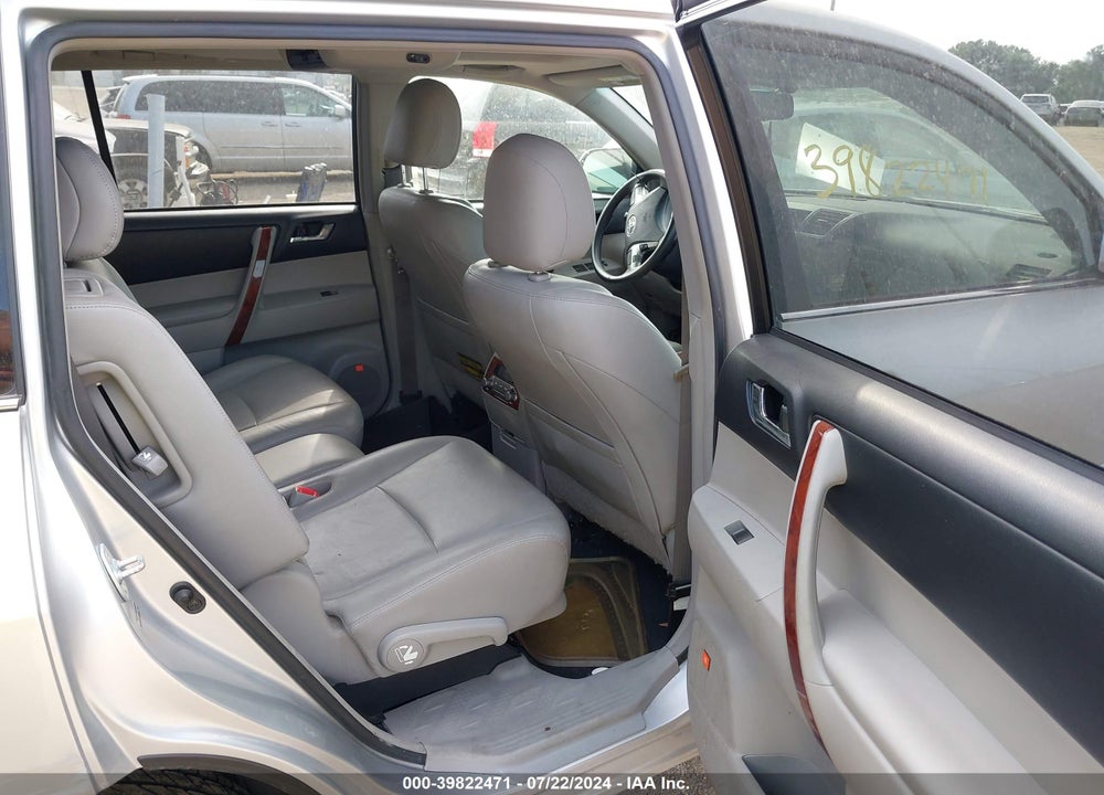 2011 TOYOTA HIGHLANDER HYBRID LIMITED V6 VIN: JTEDC3EH3B2001638