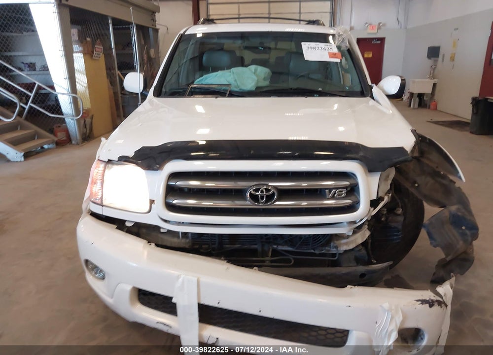 2004 TOYOTA SEQUOIA LIMITED V8 VIN: 5TDBT48A24S224135