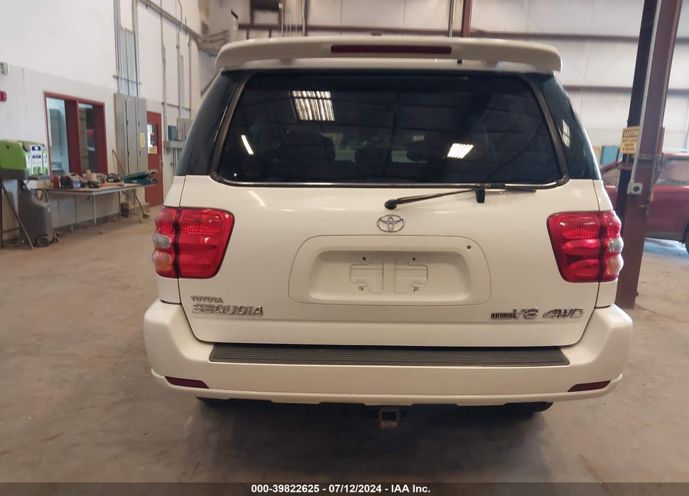 2004 TOYOTA SEQUOIA LIMITED V8 VIN: 5TDBT48A24S224135