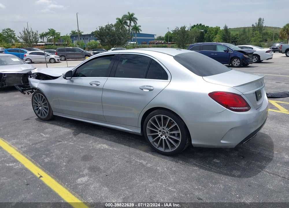 2019 MERCEDES-BENZ C 300 VIN: 55SWF8DB6KU317805