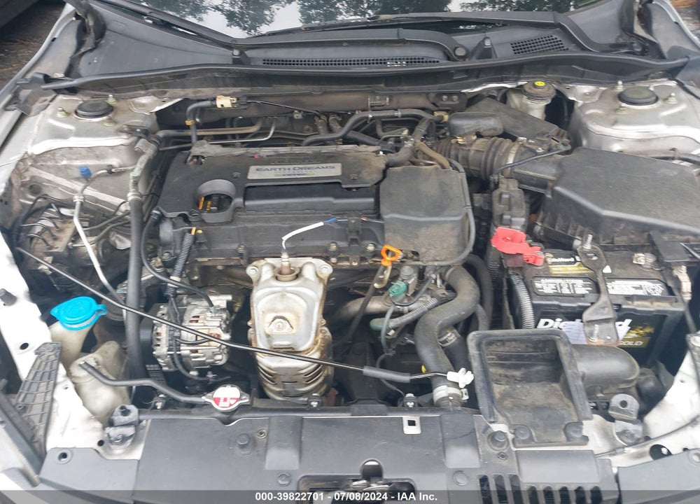 2015 HONDA ACCORD LX VIN: 1HGCR2F39FA155876