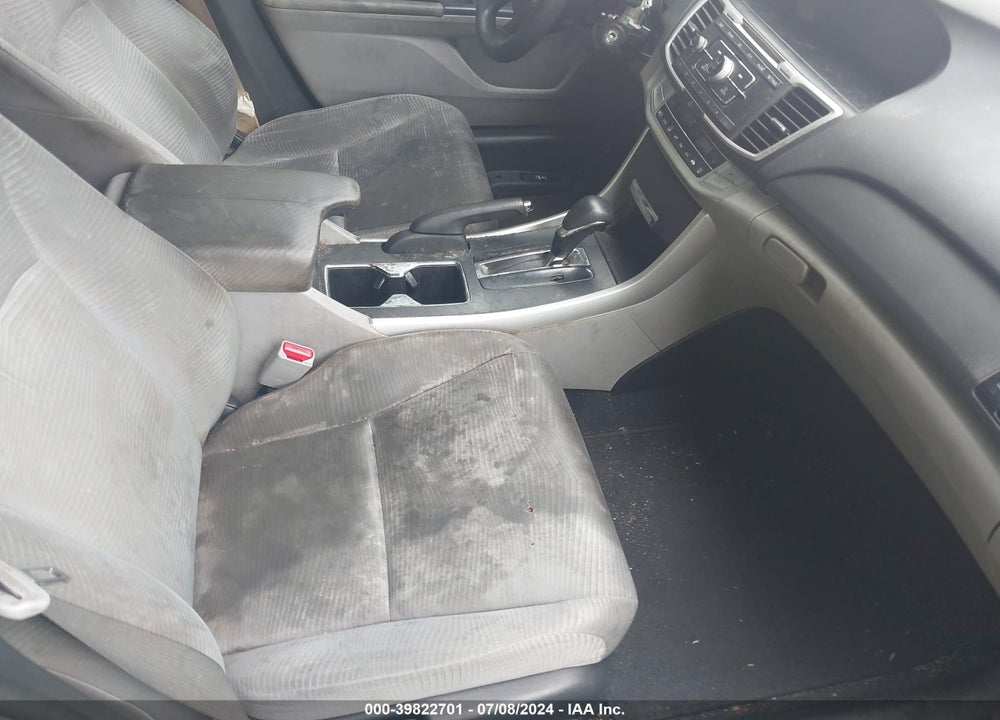 2015 HONDA ACCORD LX VIN: 1HGCR2F39FA155876