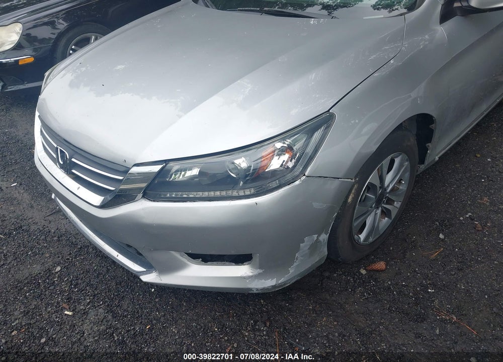 2015 HONDA ACCORD LX VIN: 1HGCR2F39FA155876