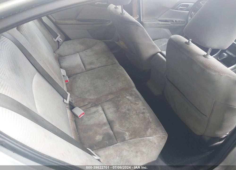 2015 HONDA ACCORD LX VIN: 1HGCR2F39FA155876