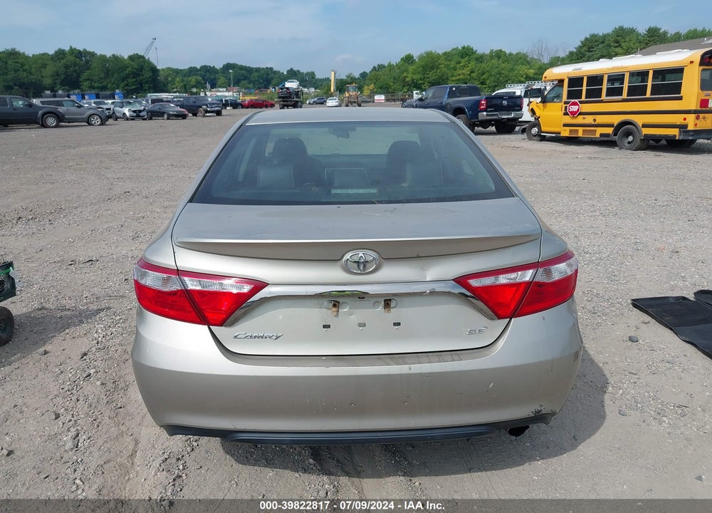 2015 TOYOTA CAMRY SE VIN: 4T1BF1FK7FU892489