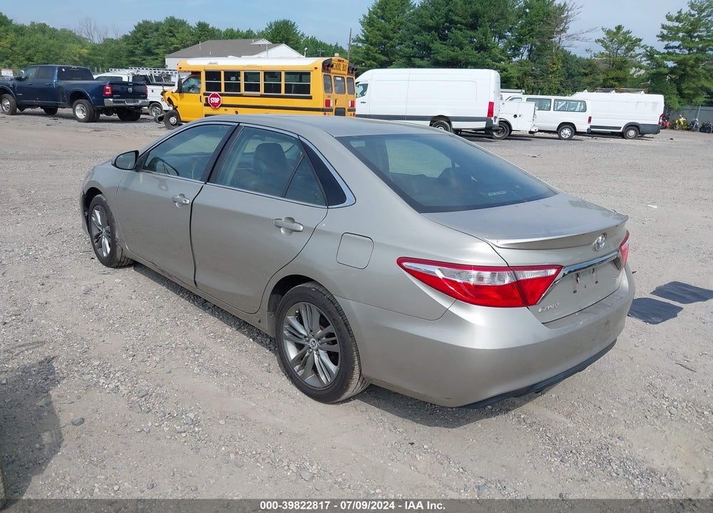 2015 TOYOTA CAMRY SE VIN: 4T1BF1FK7FU892489