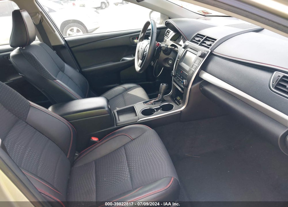 2015 TOYOTA CAMRY SE VIN: 4T1BF1FK7FU892489