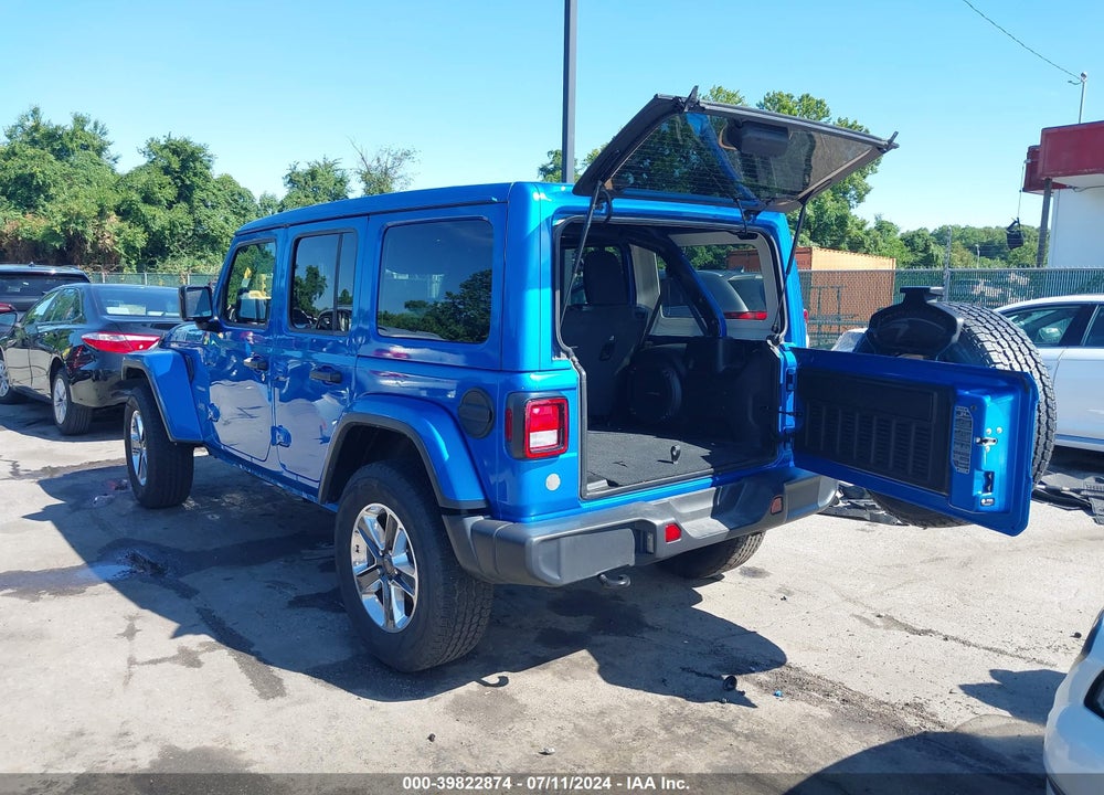 2022 JEEP WRANGLER UNLIMITED SAHARA 4X4 VIN: 1C4HJXEG8NW248256