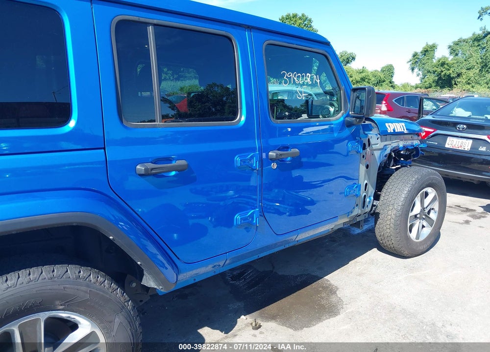 2022 JEEP WRANGLER UNLIMITED SAHARA 4X4 VIN: 1C4HJXEG8NW248256