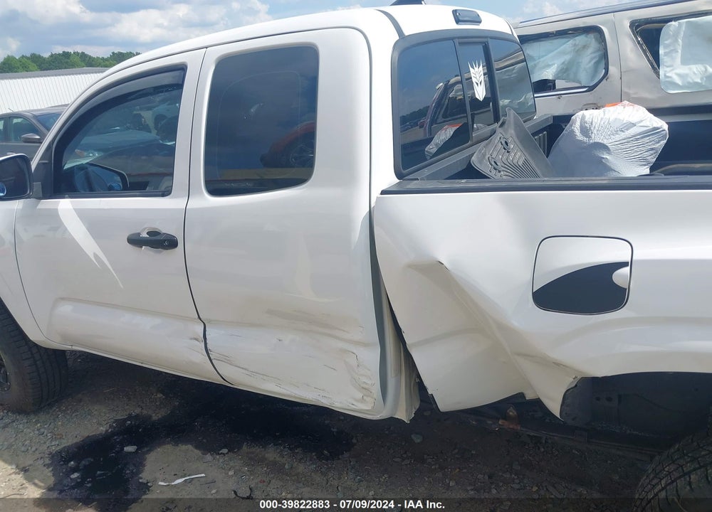 2017 TOYOTA TACOMA SR VIN: 5TFRX5GN3HX084223