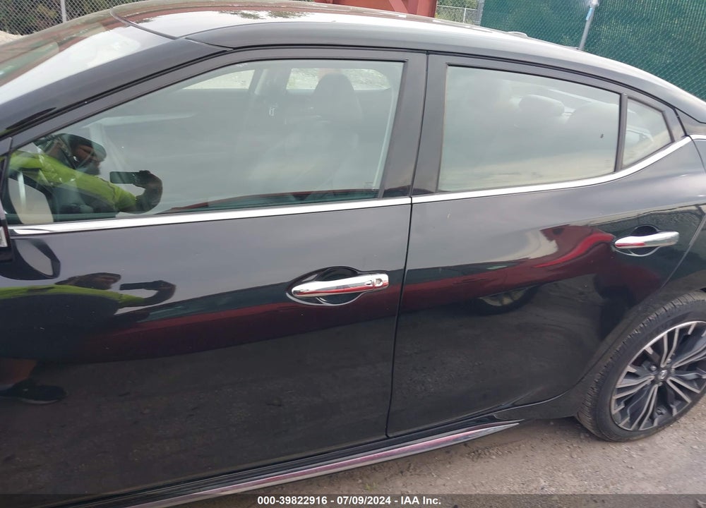 2017 NISSAN MAXIMA 3.5 SV VIN: 1N4AA6APXHC415956