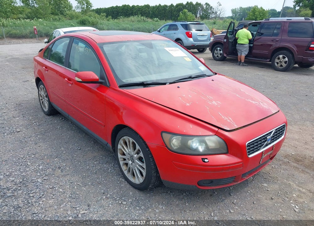 2005 VOLVO S40 T5 VIN: YV1MS682052096920